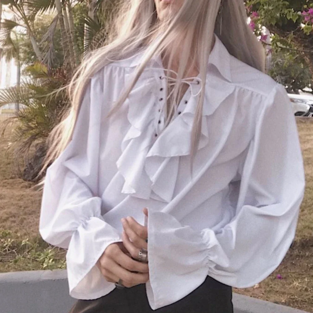 Medieval Gothic Lace Up Pirate Shirt - 男性用海賊シャツ、ヴァンパイア王子、詩人シャツ、中世の海賊、フリル、レースアップ、ルネッサンス、ヴィンテージ、ゴシックブラウス、トップス