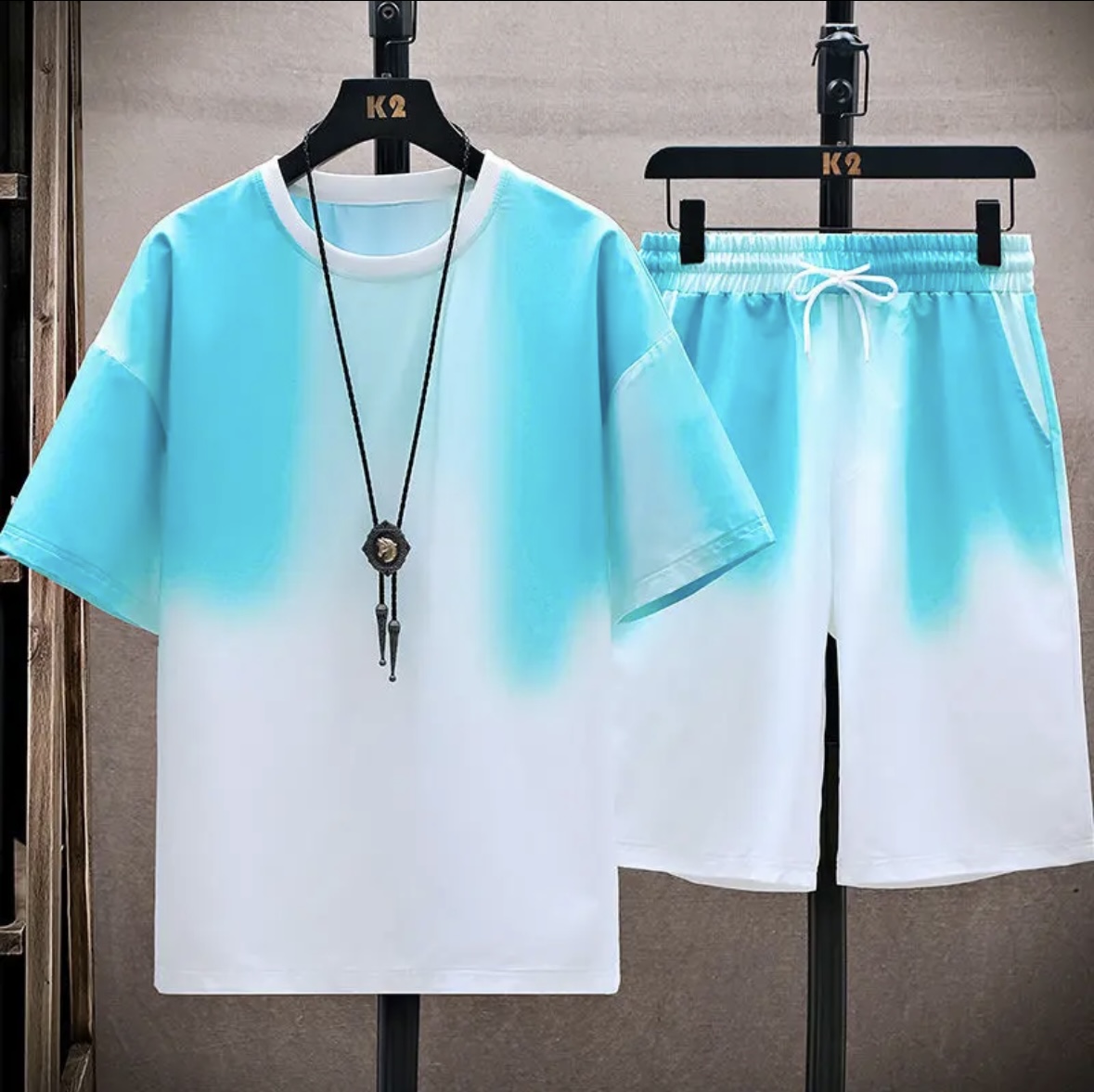 T-Shirts - 新作夏物カップル向けアイスシルクセット、ゆったりとした韓国風カジュアルユニセックススポーツTシャツとショートパンツ、おしゃれで速乾性のある服