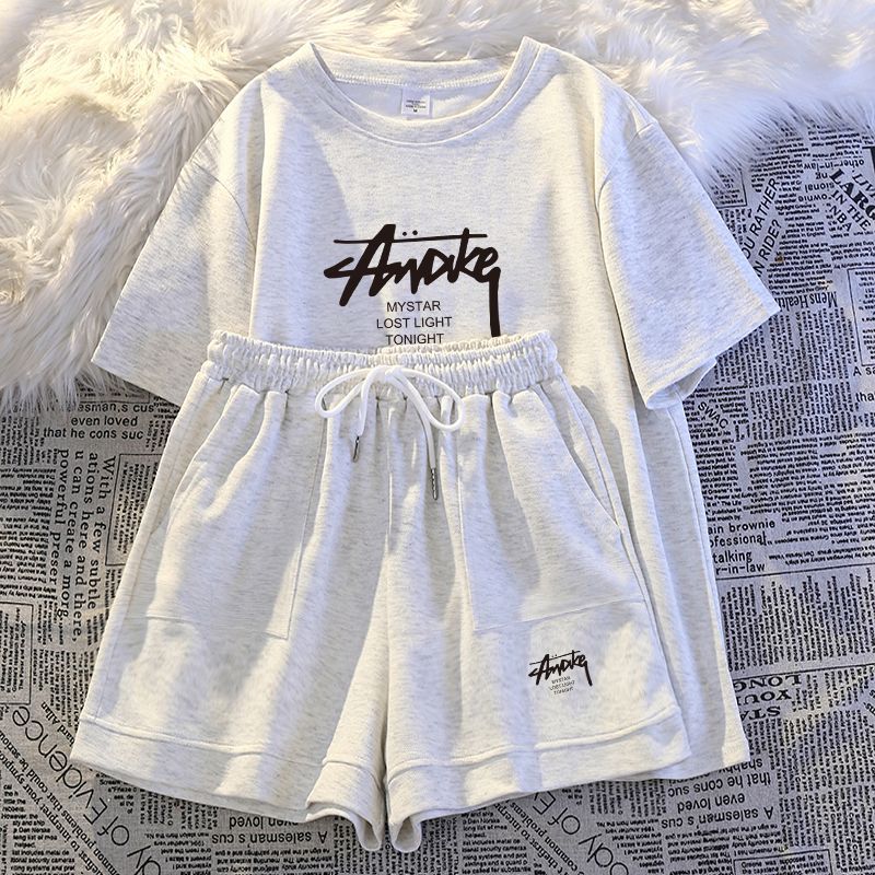 新しい女性用プラスサイズセット 大人用半袖とショートパンツの - T-Shirts のレビューと価格